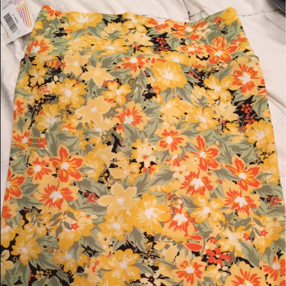 Cassie pencil skirt